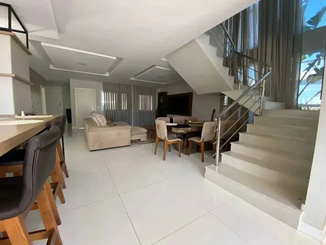 Imagem 12: Casa Mobiliada no Condomínio Caledônia com 4 Dormitórios Sendo 3 Suítes e 4 Vagas Em