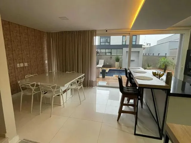 Imagem 4: Casa Mobiliada no Condomínio Caledônia com 4 Dormitórios Sendo 3 Suítes e 4 Vagas Em