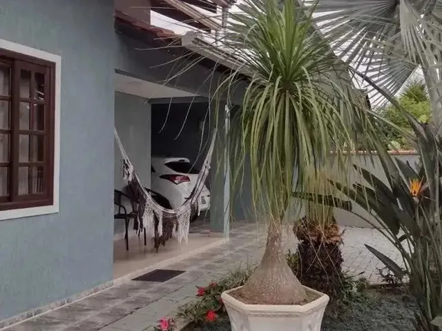 Imagem 7: Casa com 3 Dormitórios e 3 Vagas de Garagem - Morro do Meio
