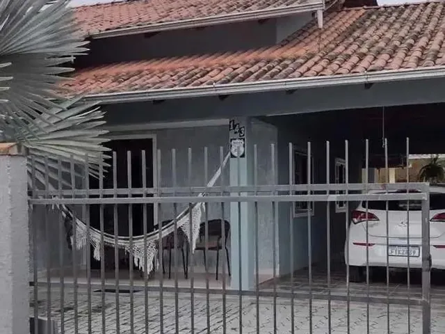 Imagem 11: Casa com 3 Dormitórios e 3 Vagas de Garagem - Morro do Meio