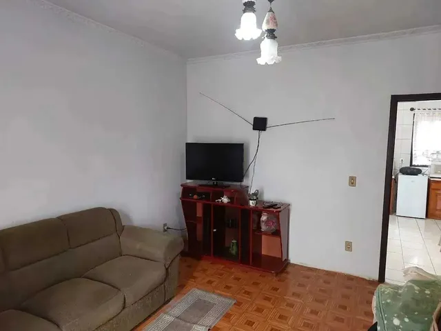 Imagem 9: Casa com 3 Dormitórios e Terreno Plano de 970M² Joinville/Sc