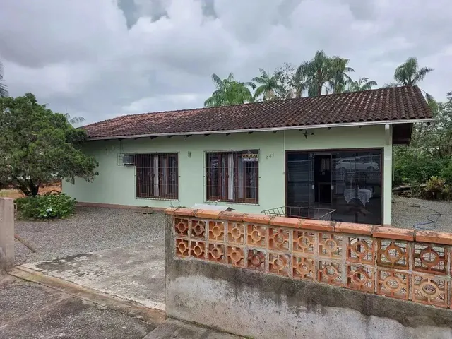 Imagem 10: Casa com 3 Dormitórios e Terreno Plano de 970M² Joinville/Sc