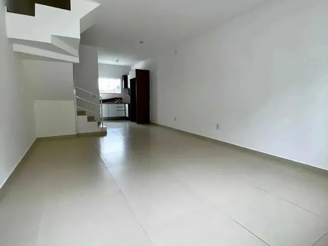 Imagem 1: Casa com 3 Dormitórios Sendo 1 Suíte e 2 Vagas de Garagem em Brusque