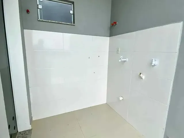 Imagem 8: Casa com 3 Dormitórios Sendo 1 Suíte e 2 Vagas de Garagem em Brusque