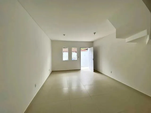 Imagem 12: Casa com 3 Dormitórios Sendo 1 Suíte e 2 Vagas de Garagem em Brusque