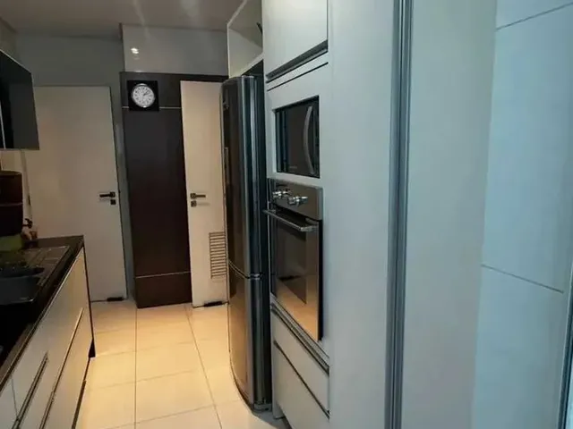 Imagem 3: Apartamento com 3 Dormitórios Sendo 1 Suíte e 2 Vagas de Garagem em Joinville/Sc