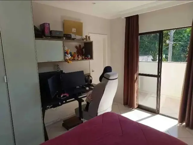 Imagem: Ampla Casa com 4 Suítes e 4 Vagas de Garage