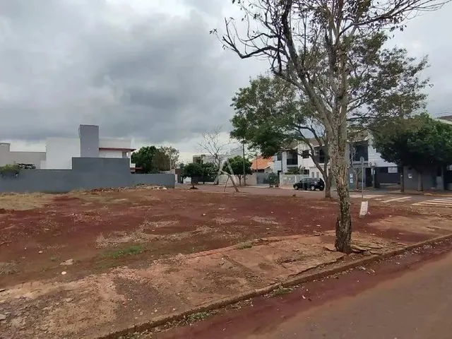 Imagem: Terreno À Venda no Bairro Jardim Gisela