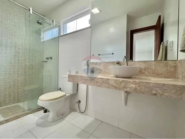 Imagem 7: Casa Duplex Semi-Mobiliada para Aluguel em Condominio com 5 Quartos - Abrantes