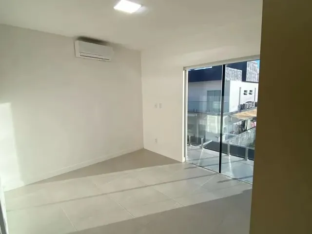 Imagem 14: Casa Térrea Semi-Mobiliada com 04 Suítes para Alugar no Cond. Terras Alphaville