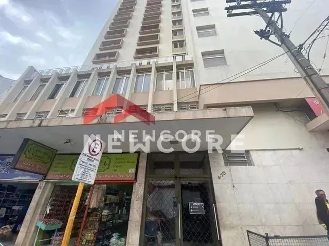 Imagem: O apartamento possui 3 Dormitórios, 1 Banheiro, 100m² de