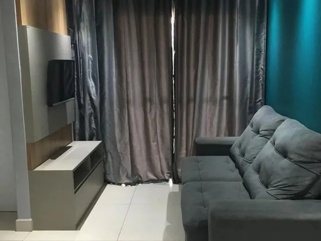 Imagem: O apartamento possui 2 Dormitórios, 1 Banheiro, 1 Vaga na