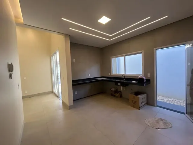Imagem 13: Vende-Se Casa com Três Quartos na 1503 Sul