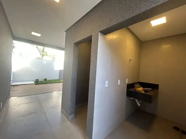 Imagem 14: Vende-Se Casa com Três Quartos na 1503 Sul