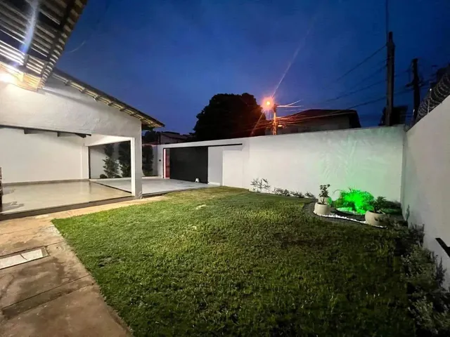Imagem 9: Vende-Se Sobrado na 105 Norte com Quatro Quartos