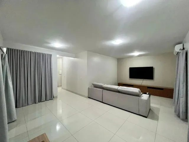 Imagem 7: Vende-Se Sobrado na 105 Norte com Quatro Quartos