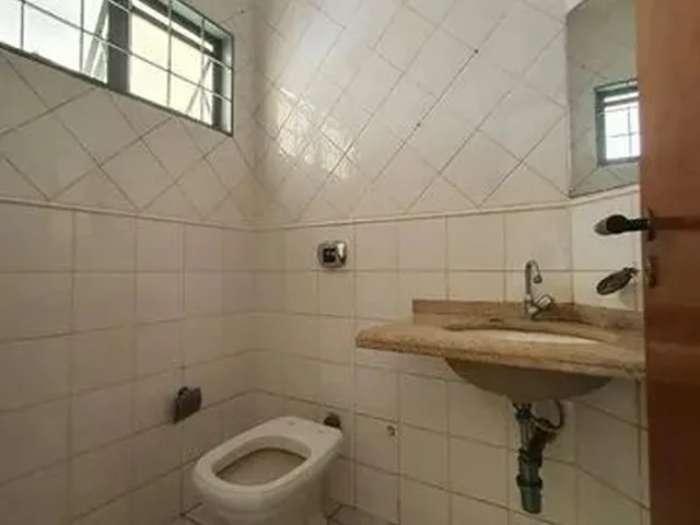 Imagem 14: Sobrado com 4 Dormitórios À Venda, 193 M² por R$ 490.000,00 - Plano Diretor Sul