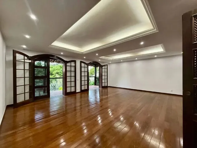 Imagem: Casa para Aluguel, 5 Quartos, 2 Suítes