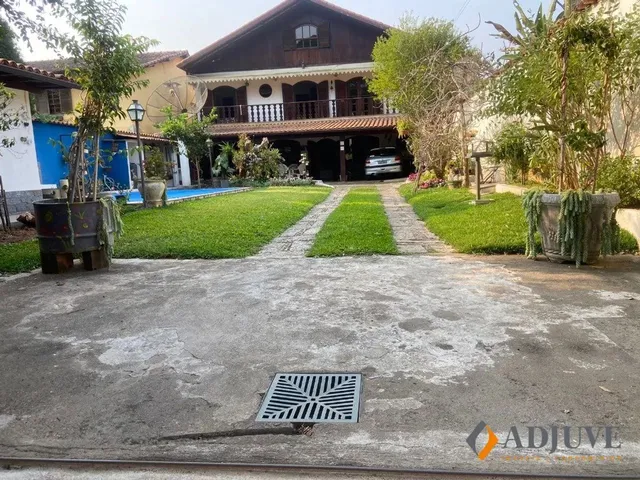 Imagem: Casa no Centro de Nogueira!