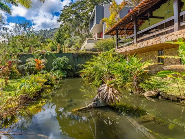Imagem 2: Casa com 4 Quartos em Samambaia, Petrópolis