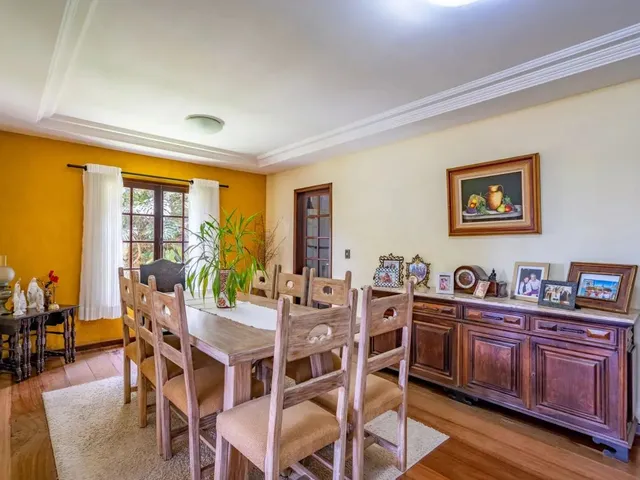 Imagem 4: Casa com 4 Quartos em Samambaia, Petrópolis
