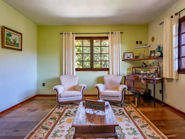 Imagem 7: Casa com 4 Quartos em Samambaia, Petrópolis