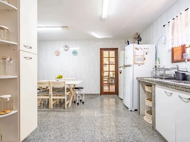 Imagem 14: Casa com 4 Quartos em Samambaia, Petrópolis