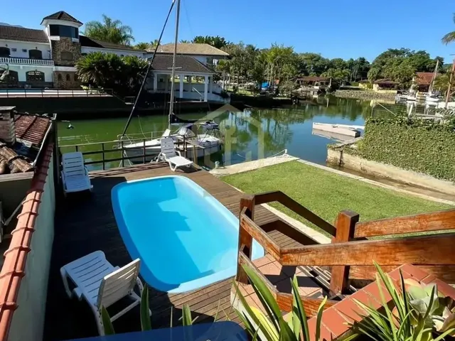 Imagem: Casa de Canal Condomínio Bracuí