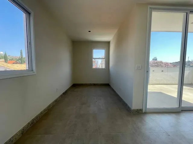 Imagem 16: Cobertura para Aluguel, 2 Quartos, 1 Suíte, 2 Vagas, Castelo - Belo Horizonte/Mg