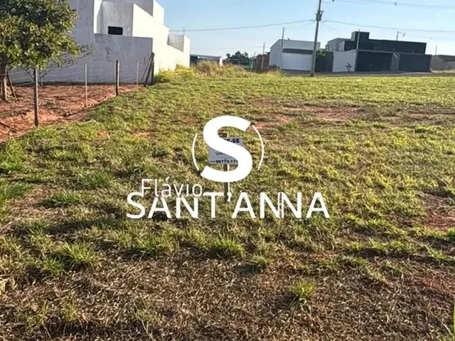 Imagem: Vende-Se Terreno no Bairro Valter Benez