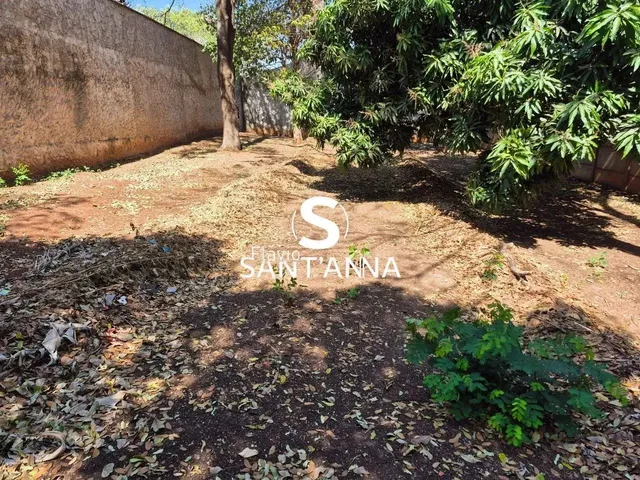Imagem: O terreno possui 420m² de Área e está localizado em