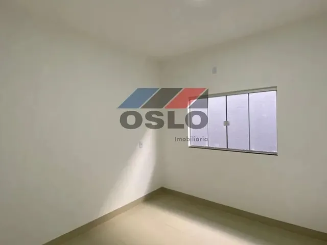 Imagem 15: Casa com 03 Quartos Sendo 01 Deles Uma Suíte, Localizada no Residencial Oriente Ville