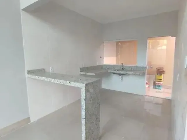 Imagem 4: Casa para Venda em Goiânia, Setor Orientville, 3 Dormitórios, 2 Suítes, 2 Banheiros, 3