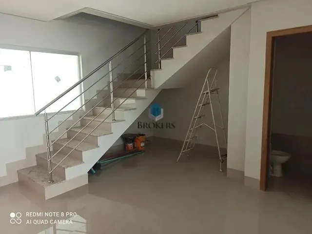 Imagem 11: Oportunidade | Village Veneza | Sobrado 3 Suítes | Varanda com Churrasqueira | 189M²