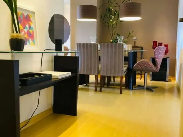 Imagem: O apartamento possui 3 Dormitórios, 1 Suíte, 2 Banheiros,