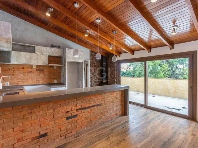 Imagem 1: Cobertura de 140M² - 3 Dormitórios, 2 Banheiros, Terraço com Churrasqueira e 1 Vaga De