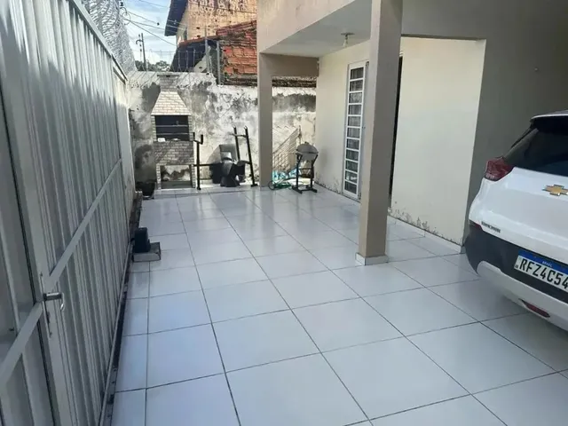 Imagem: Casa no Saci com 4 Quartos Sendo 2 Suítes