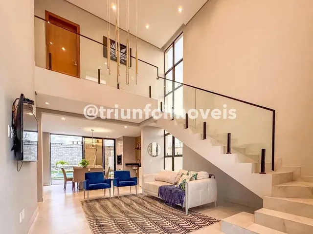 Imagem: Casa Duplex a Venda em Condomínio com 4