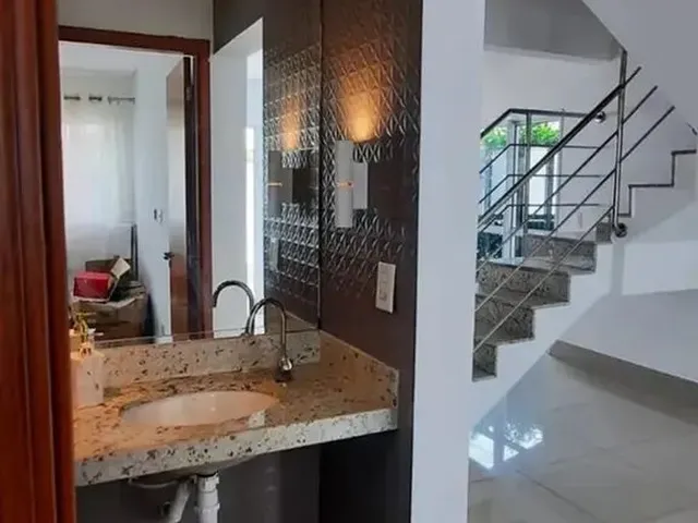 Imagem 3: Sobrado para Venda Possui 127 Metros Quadrados com 4 Quartos em Samapi - Teresina - Pi