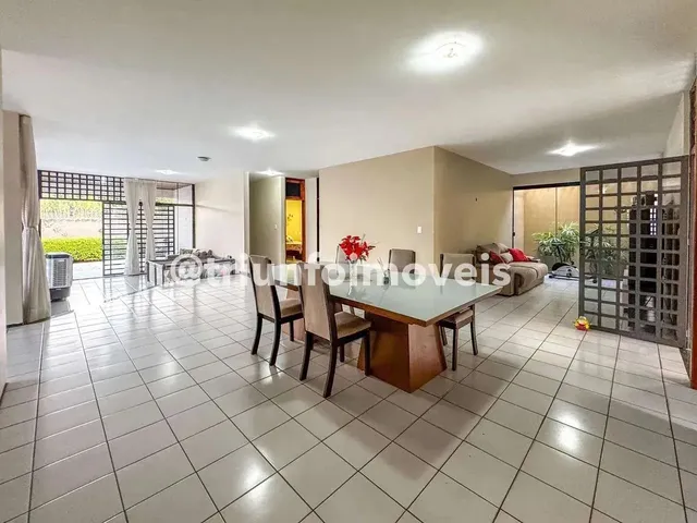 Imagem: Casa Térrea a Venda no Ininga com 4 Quartos