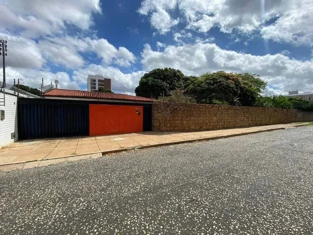 Imagem: Casa Residencial / Comercial - Venda
