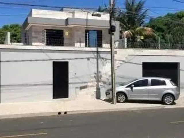 Imagem: Casa À Venda, 4 Quartos, 3 Suítes, 4 Vagas
