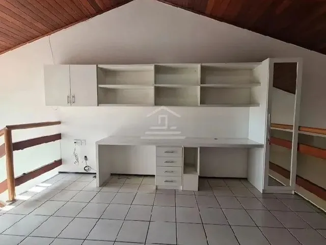 Imagem: Casa Duplex no Condomínio Azaleia Park