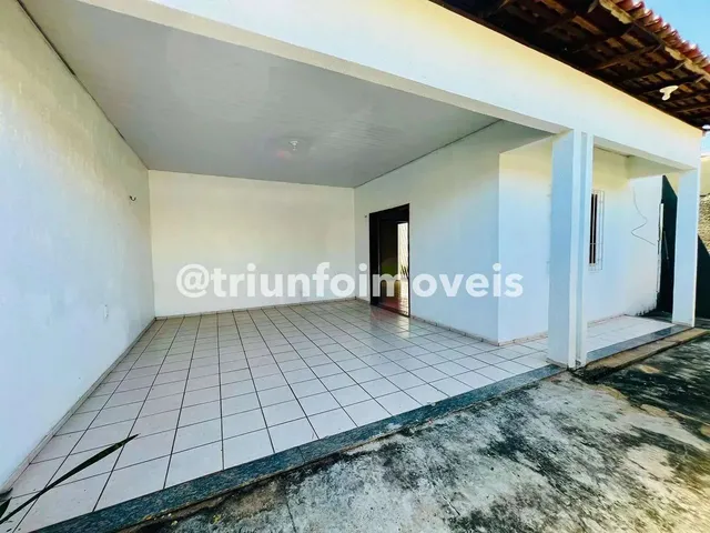 Imagem: Casa com 3 Quartos a Venda no Mocambinho