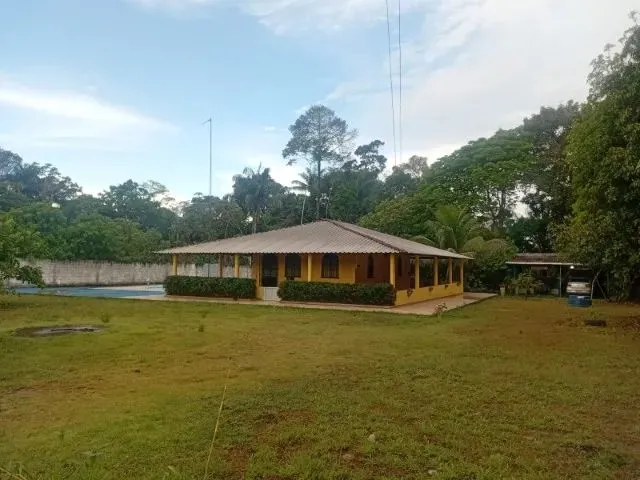 Imagem: Chácara na Estrada do Paricatuba com Casa