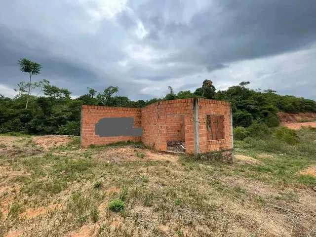 Imagem 9: Residencial Amazonas 2 Vendo Uma Construção com Fundo para Área Verde Lote Fundo Para