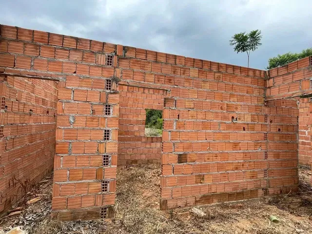 Imagem 15: Residencial Amazonas 2 Vendo Uma Construção com Fundo para Área Verde Lote Fundo Para