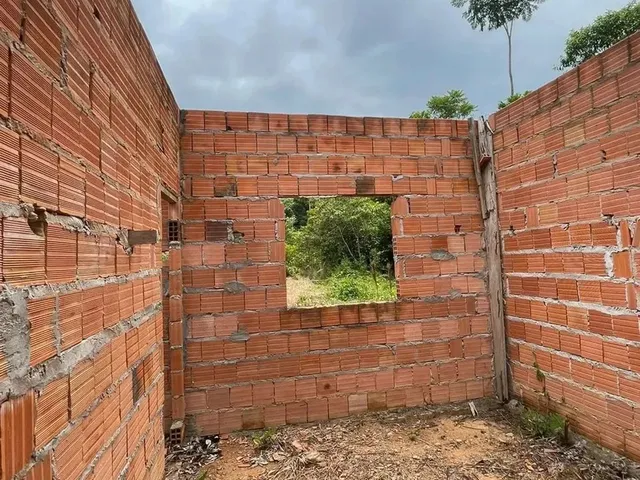 Imagem 8: Residencial Amazonas 2 Vendo Uma Construção com Fundo para Área Verde Lote Fundo Para