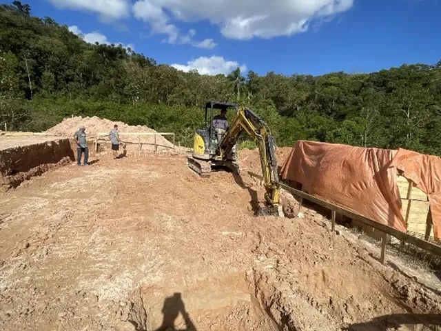 Imagem 4: Casa Solta com Suíte e Garagem, em Obra Nova Chama Que Sai Negócio