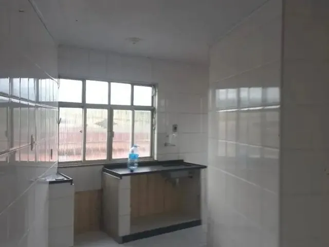 Imagem: A casa possui 2 Dormitórios, 1 Banheiro, 70m² de Área e
